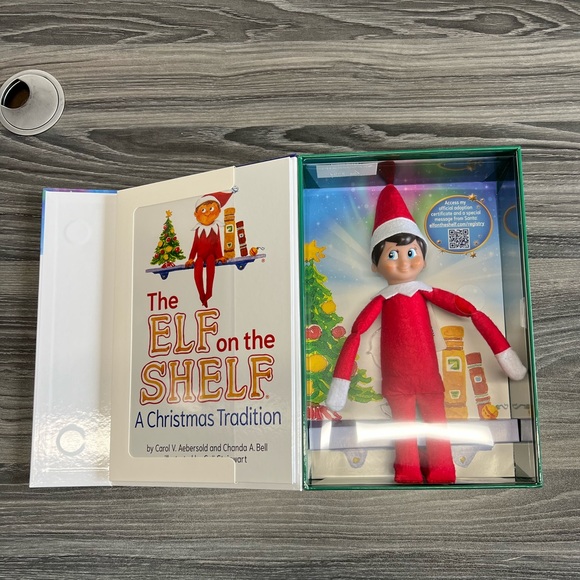 ELF ON THE SHELF - ORIGINAL PACKAGING - Picture 2 of 10